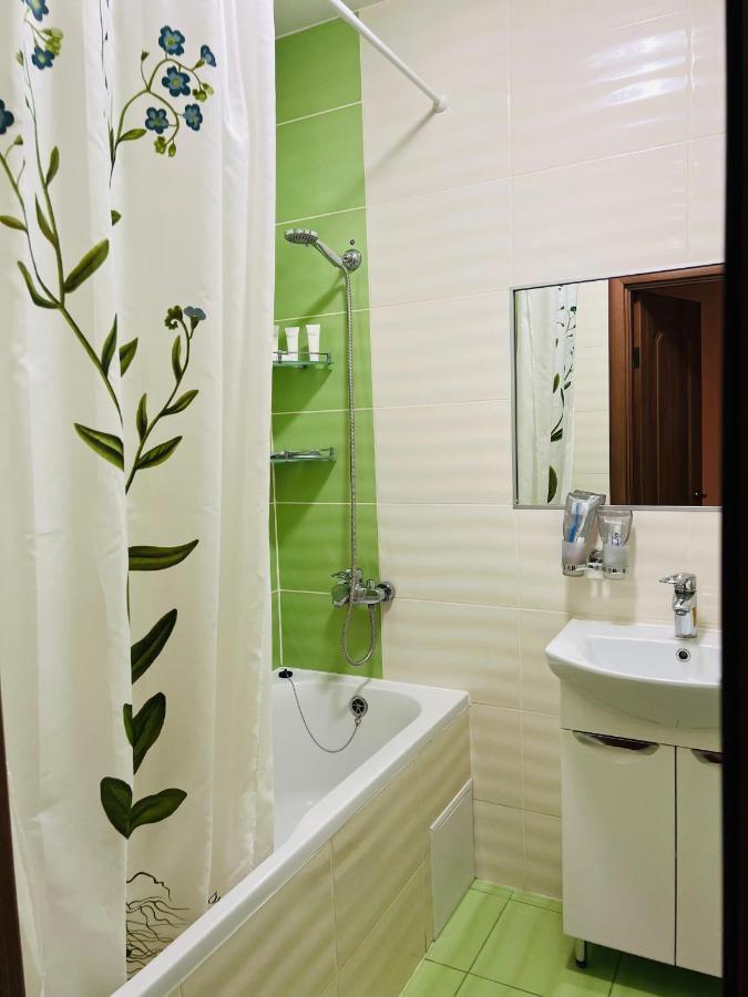 Apartaments Sichovyh Strilciv 68A 伊万诺-弗兰科夫斯克 外观 照片